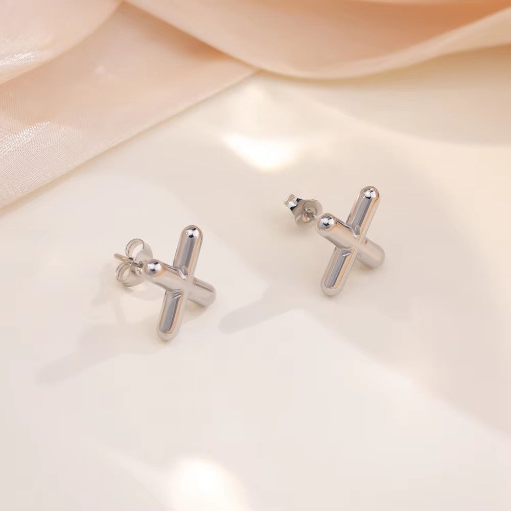 Customized A-Z26 Letters Stainless Steel English Expansion Letter Miscellaneous Senior Sense Stud Earrings