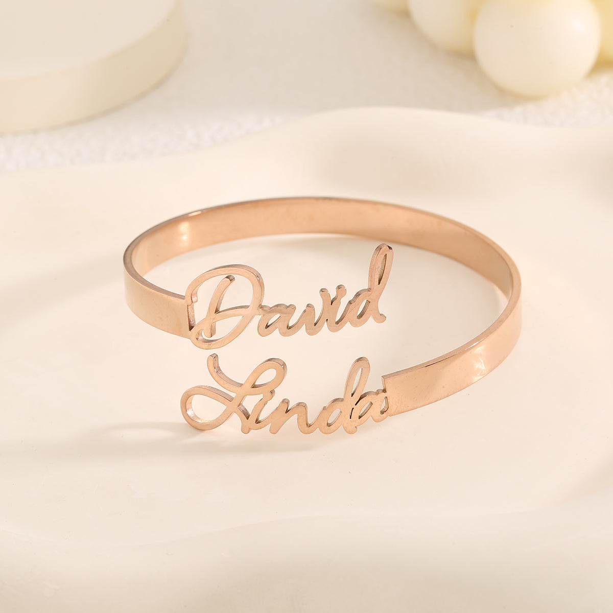 Personalized 1-4 Names Hollow Stainless Steel Adjustable Bangle