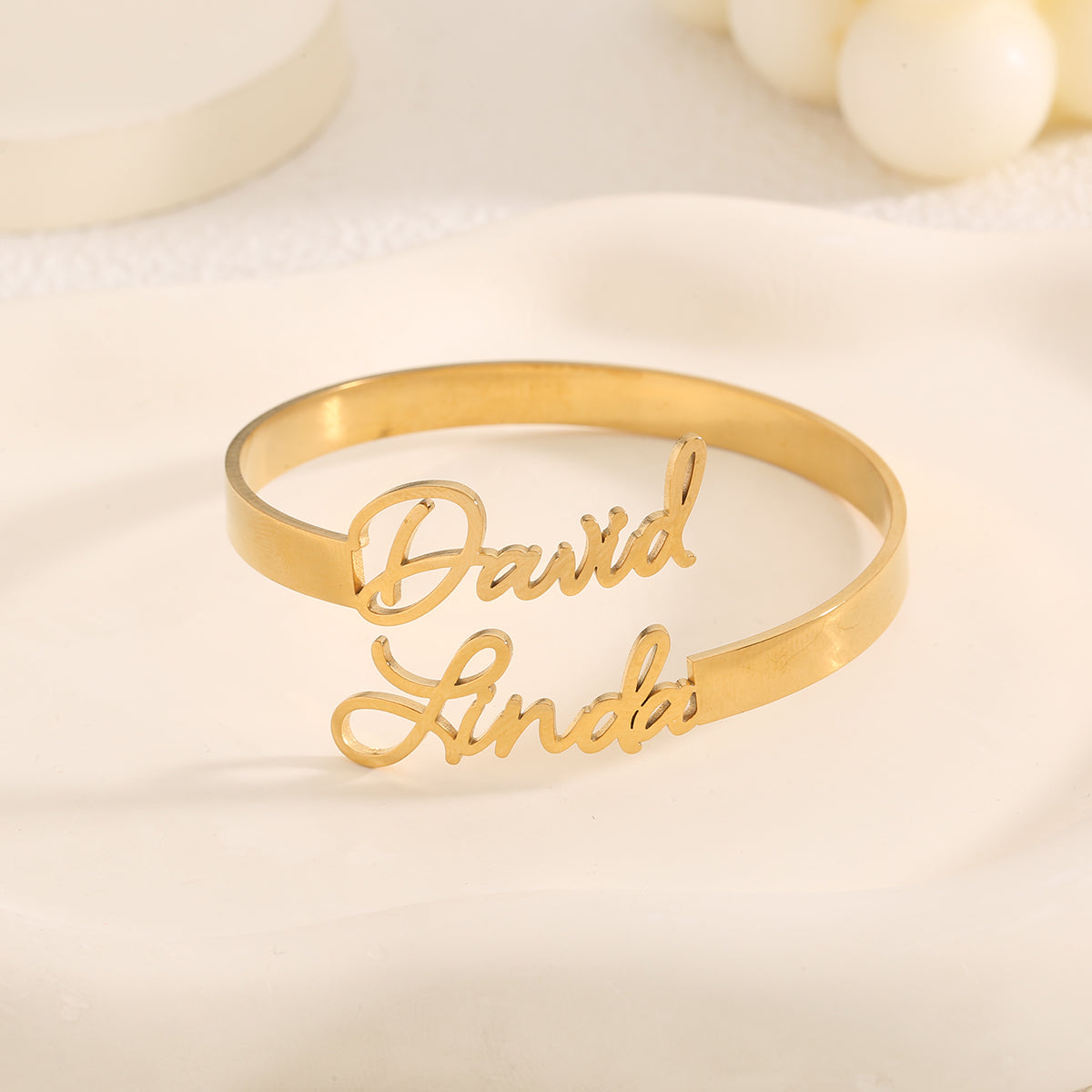 Personalized 1-4 Names Hollow Stainless Steel Adjustable Bangle