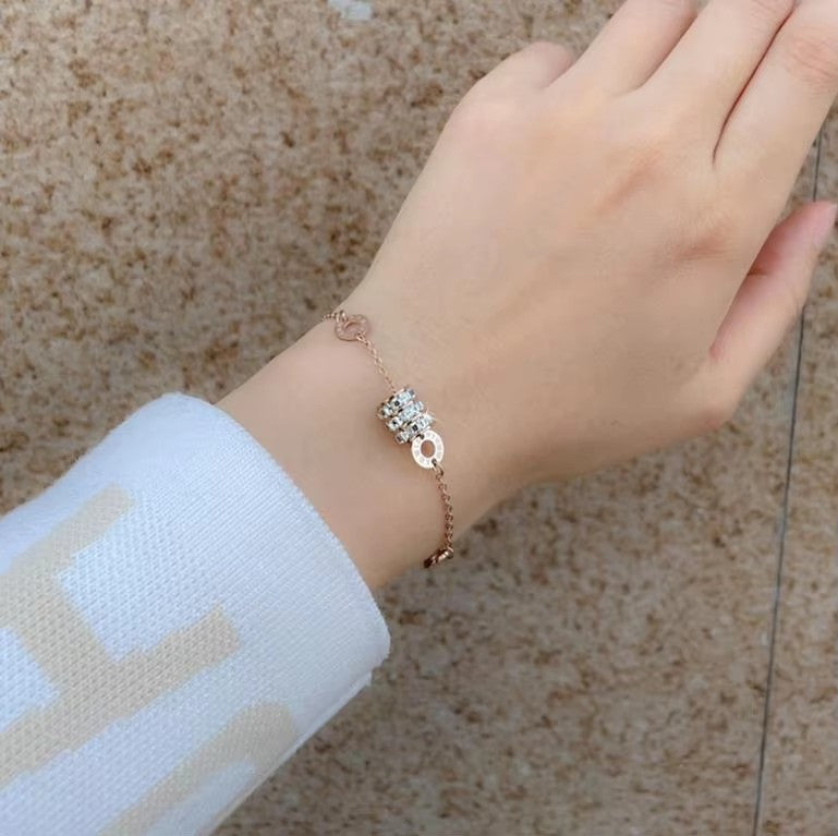 Roman Numeral Thigh-Hugger Titanium Steel Bracelet